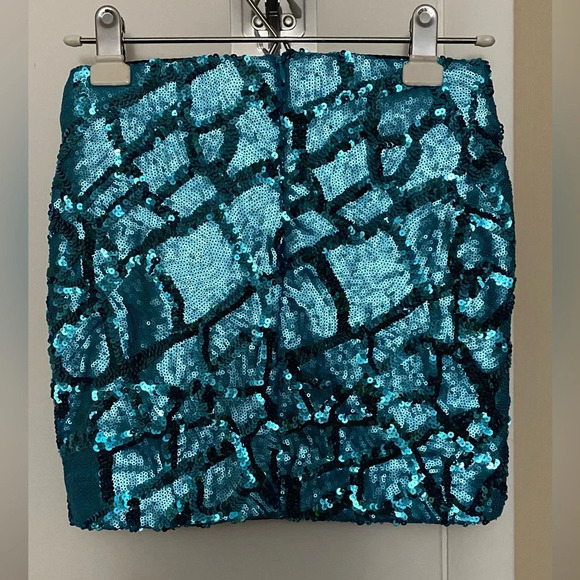 NWT Dresses and Other Drugs Blue Sequin Mini Skirt Size Small - Picture 2 of 6
